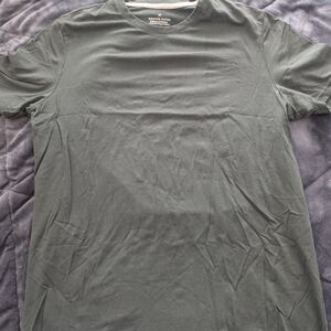 Denver Hayes Short-Sleeve Crew Tee in Olive